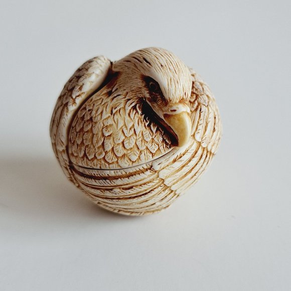 Harmony Kingdom Eagle Roly Poly Figurine Trinket Box - Picture 3 of 13